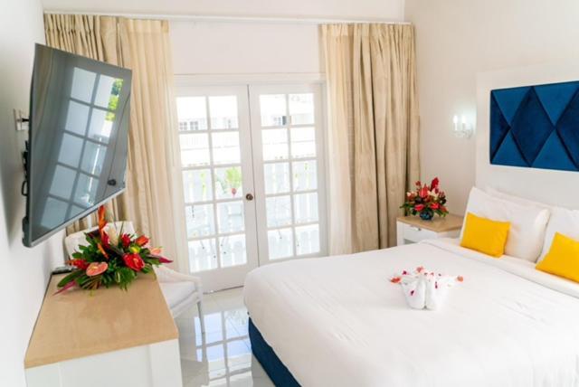 The Soco House - All-Inclusive (Adults Only) 캐스트리스 외부 사진