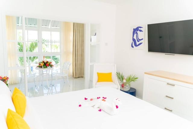 The Soco House - All-Inclusive (Adults Only) 캐스트리스 외부 사진